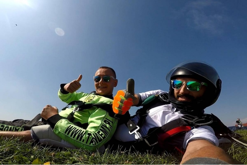 Skok w tandemie z 4000 m + fimowanie z 2 kamer