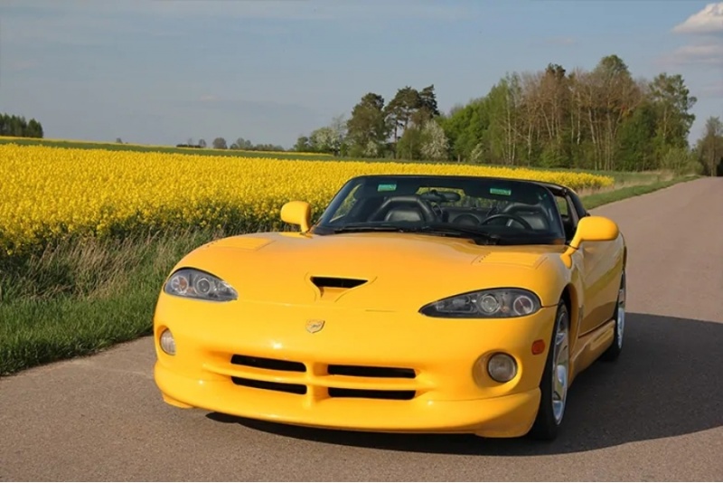 Jazda za kierownicą Dodge Viper z filmowaniem