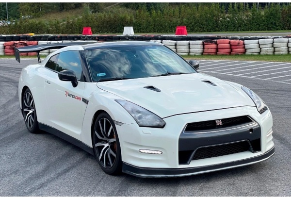 Jazda za kierownicą Nissan GTR