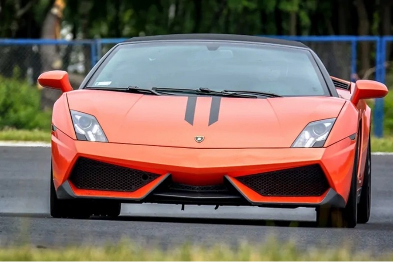 Jazda za kierownicą Lamborghini Gallardo z filmowaniem