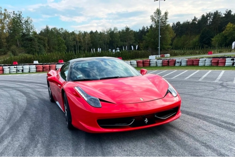 Jazda za kierownicą Ferrari 458 Italia