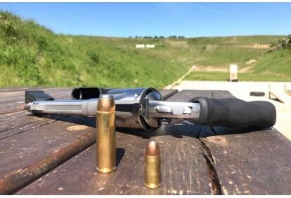 Poznaj pistolety w strzelnicy KSK Pretor w Lubiszynie