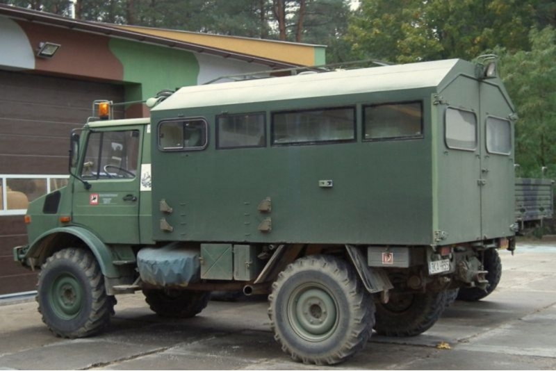 Samodzielne prowadzenie samochodu UNIMOG + zwiedzenie Muzeum Techniki Wojskowej Gryf