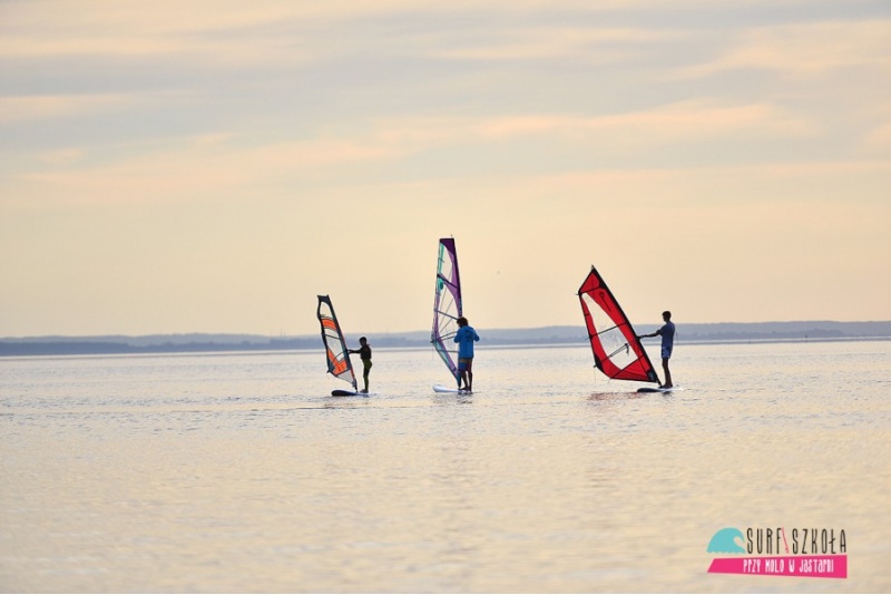 Kurs windsurfingu Pod Kontrolą w Jastarni