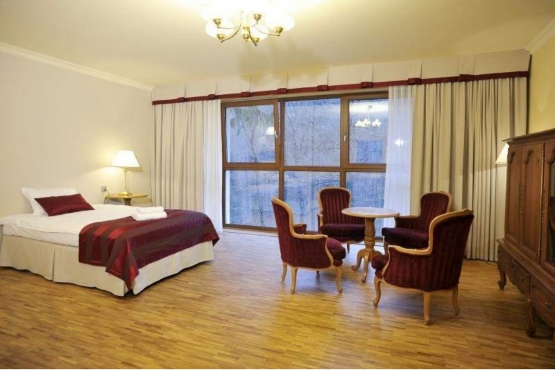 Nocleg w Hotelu Mir-Jan w Lądku-Zdroju