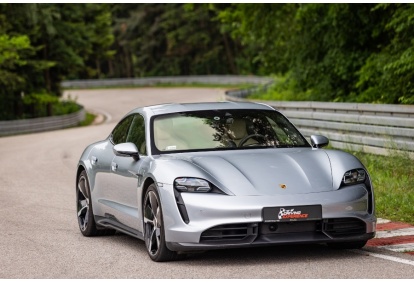 Jazda za kierownicą Porsche Taycan Turbo S w Kielcach