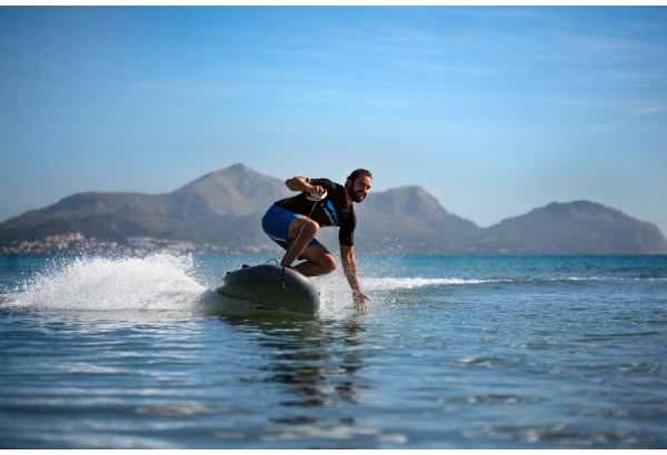 Jet Surfing nad jeziorem Łąka