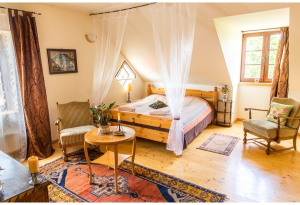 Relaks i dworska zabawa dla dwojga w Pakruojis Manor