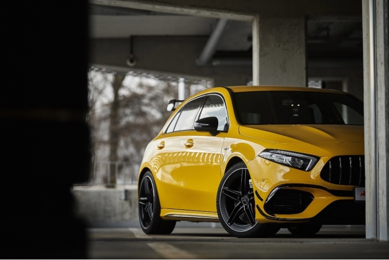 Jazda Mercedesem AMG A45s ulicami Katowic