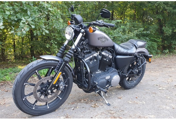 Wynajem Harley-Davidson Iron 833 na weekend