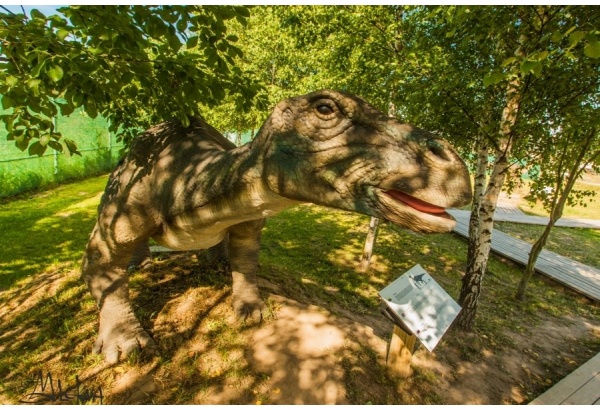 Dzień rozrywek w parku „Dino" i kibiny dla 3-osobowej rodziny na Litwie