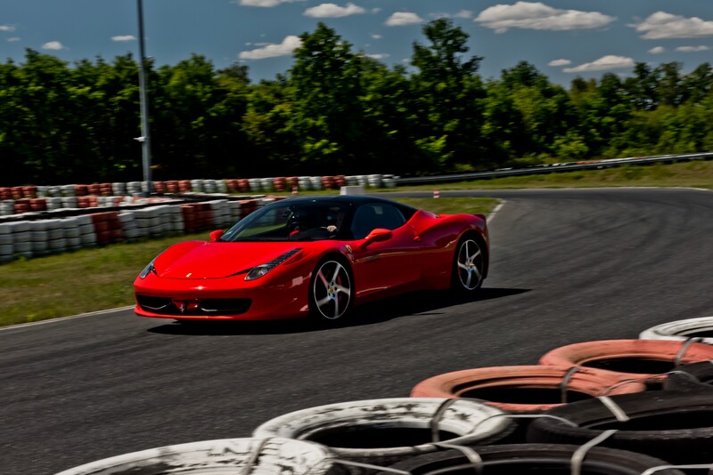 Jazda Ferrari 458 Italia w Poznaniu
