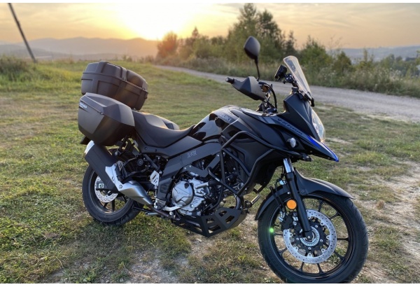 Wynajem motocykla Suzuki V-Strom 650 w Krakowie