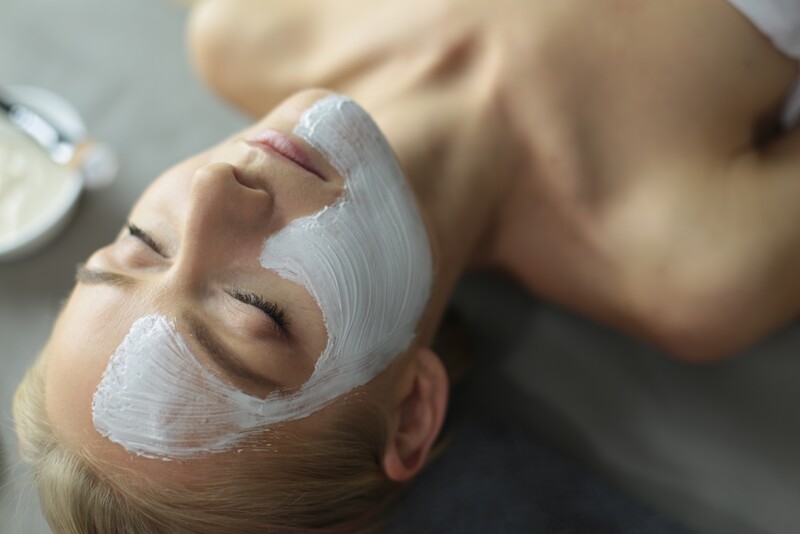 Zabieg odżywczo-nawilżający w Noelle SPA & Beauty