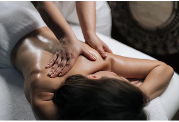 Masaż tybetański w Noelle SPA & Beauty
