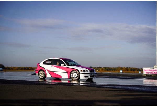 Szkolenie z zakresu sportowej techniki jazdy z Fun Racing