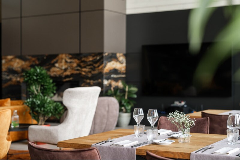 Luksusowy wypoczynek dla dwojga w "SEOVILLAGE Resort & Spa" ze SPA, śniadaniem i romantyczną kolacją