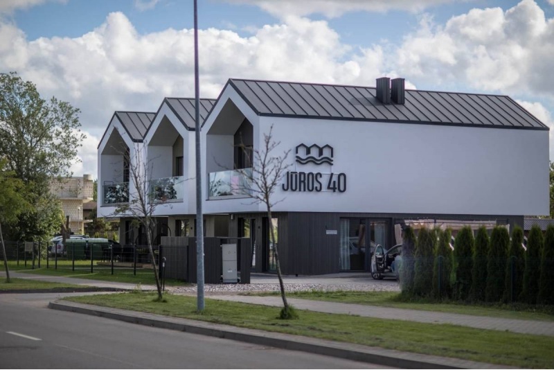 3 noclegi dla rodziny w apartamentach „Jūros 40” w Połądze