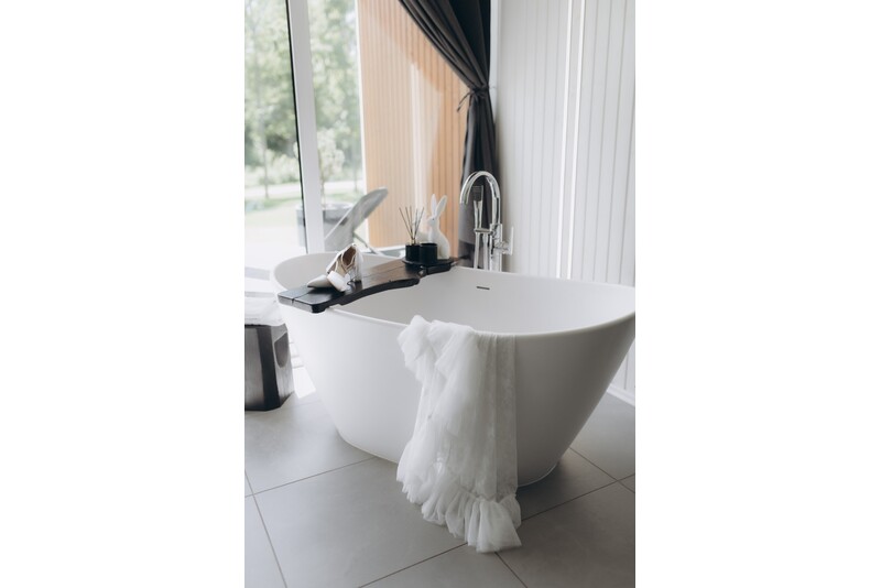 Nocleg w „Sniegi design cabin” z relaksem w saunie i jacuzzi