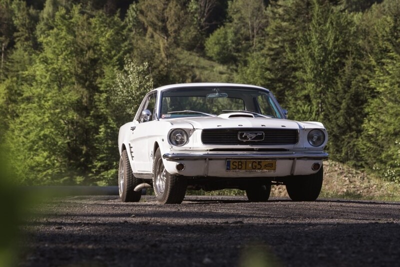 Co-Drive Mustangiem 1966 w Bielsko-Białej