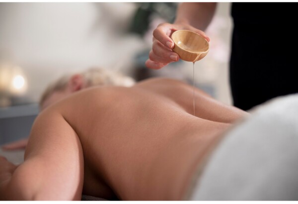 Masaż relaksacyjny rozgrzanym masłem shea o wybranym aromacie