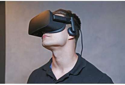 Gra wirtualnej rzeczywistości Oculus Rift CV1 lub bezprzewodowym HTV VIVE dla dwojga
