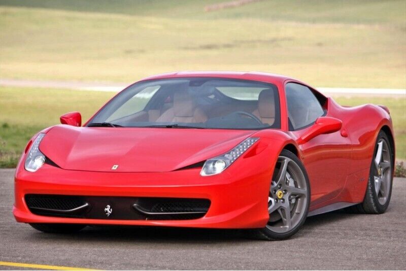 Przejażdżka za kierownicą samochodu Ferrari Italia 458