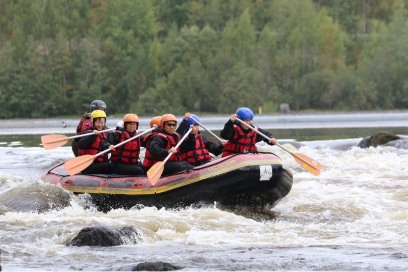 Rafting na białej wodzie