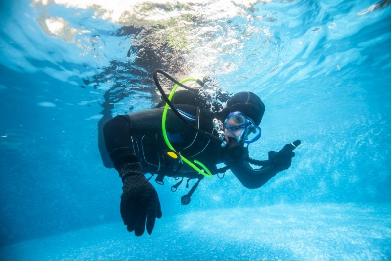 Kurs doskonalenia pływania dla nurków z First Dive